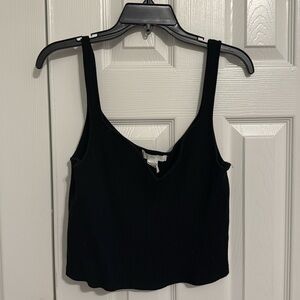 H & M crop top in a thick sweater like material